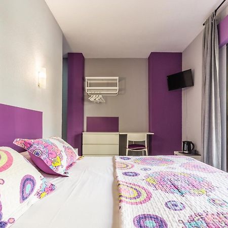 Hostal Tropical Almuñécar المظهر الخارجي الصورة
