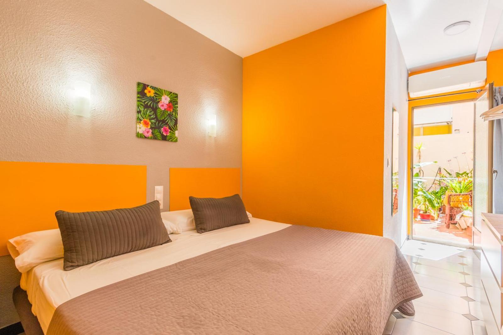 Hostal Tropical Almuñécar المظهر الخارجي الصورة
